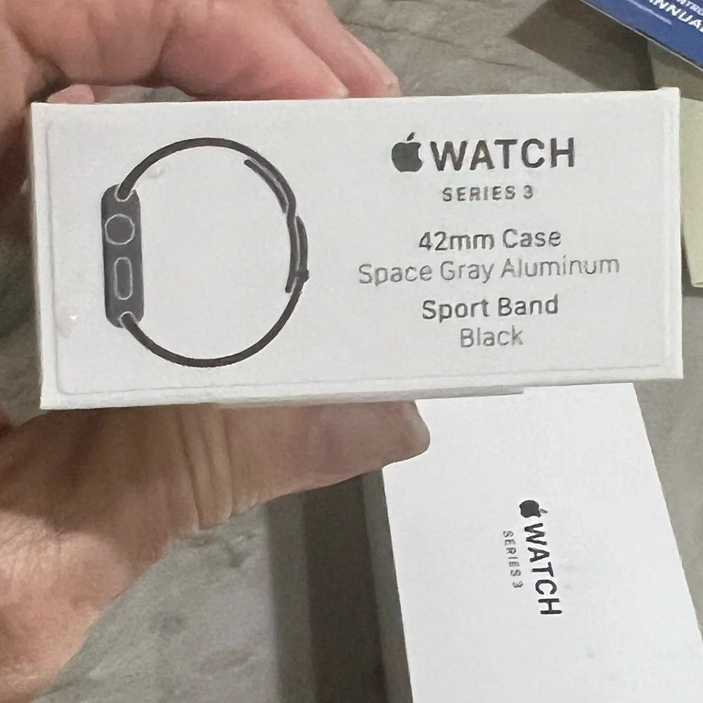 Apple Watch Series 3 42mm space gray